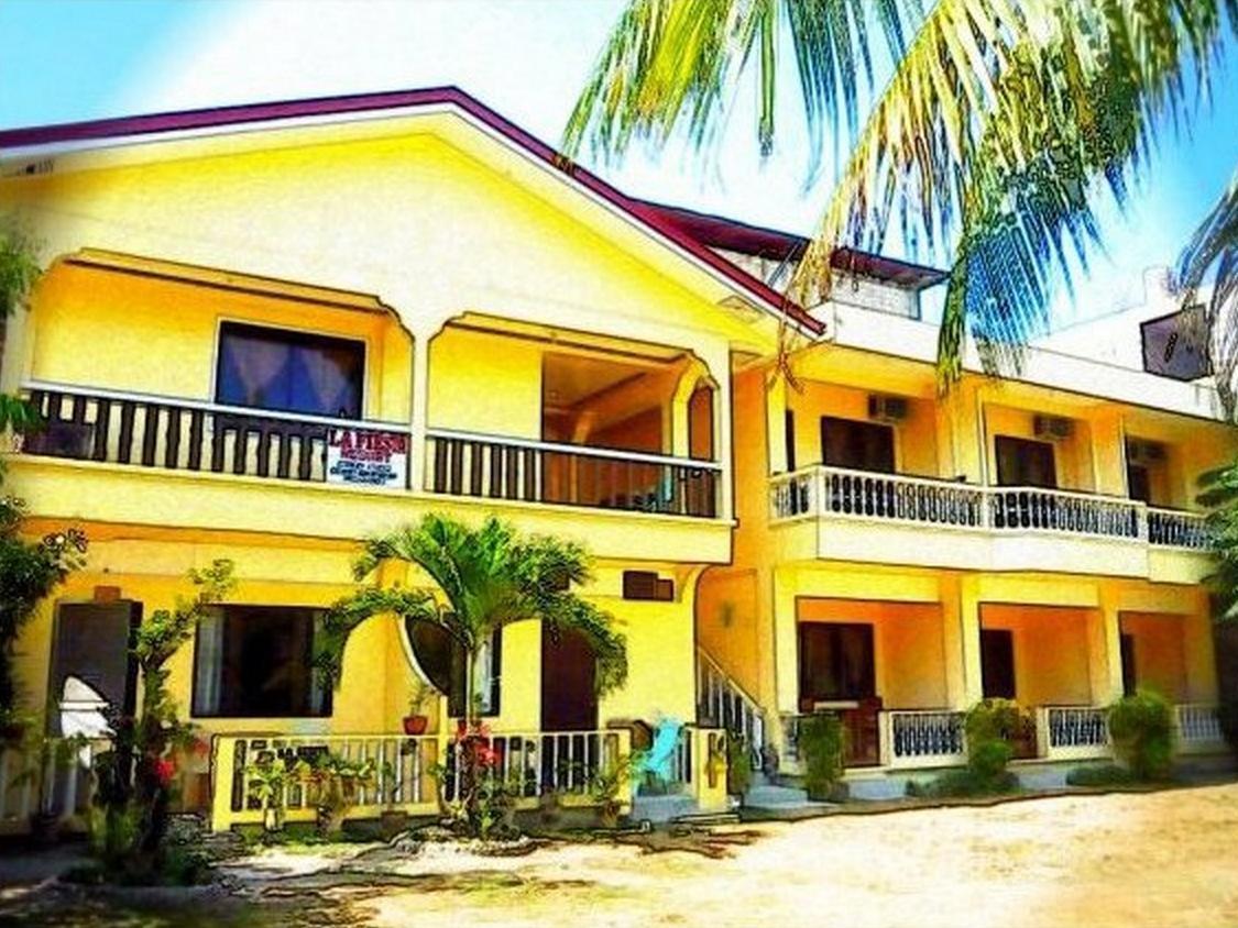 Fiesta Haus Resort Boracay Island Esterno foto